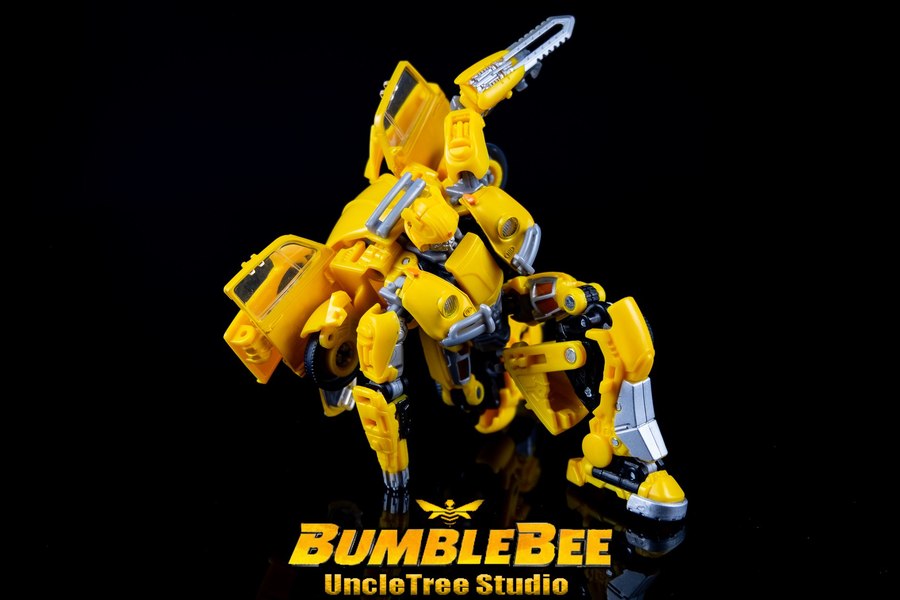 Transformers Studio Series Volkswagen Bumblebee Movie Figure Gallery 13 (13 of 16)
